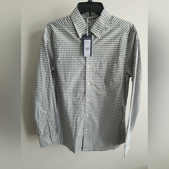 NWT Vineyard Vines On-The-Go brrr° Gingham Shirt Men's Size Small NEW - Picture 1 of 2